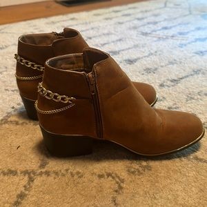 Ardene boots size 10